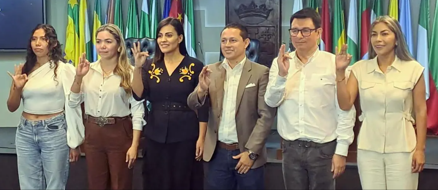 La Asamblea Legislativa cruceña renueva su directiva con María René Álvarez a la cabeza