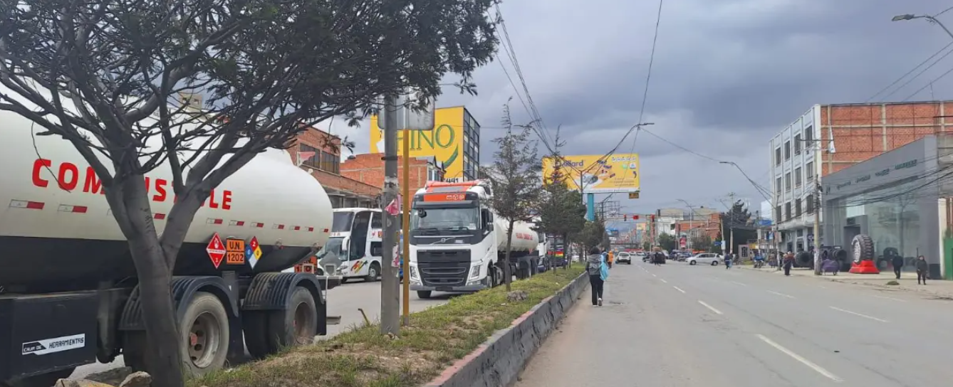 Acuerdo YPFB y Transporte: Fin de Bloqueos en El Alto
