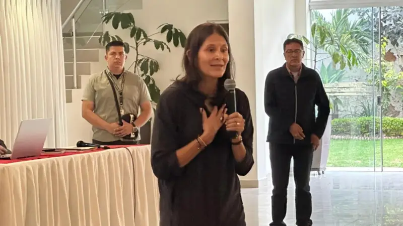 Se instala diálogo entre la ministra de Educación y el magisterio nacional