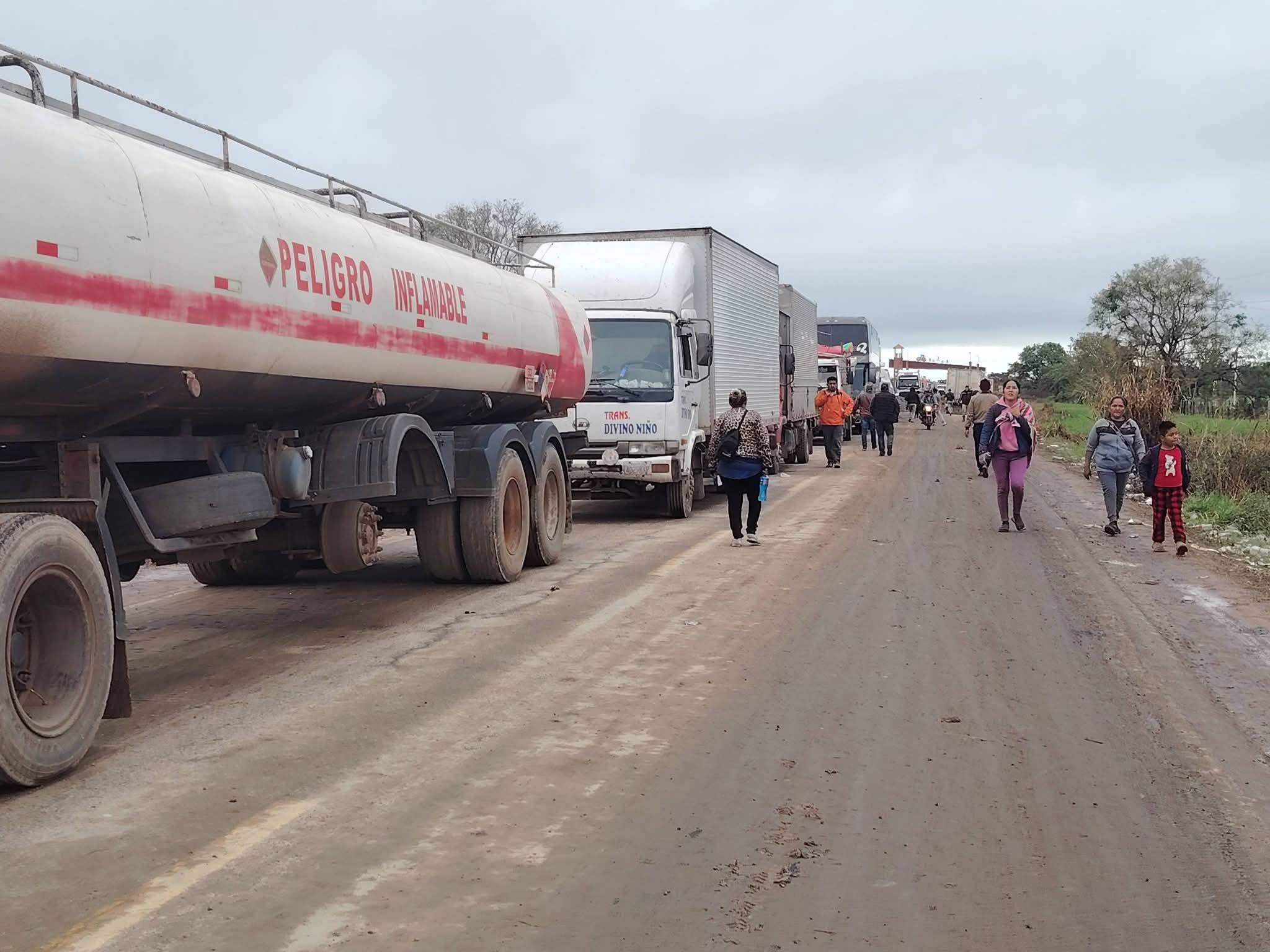 Alivio temporal: Bloqueadores en San Julián dictan cuarto intermedio y habilitarán la carretera por cuatro horas